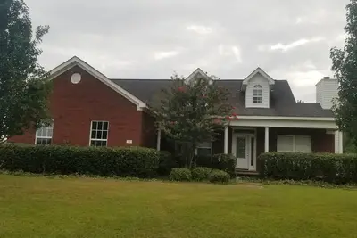 Image de Furnished home for travelers needing short term rental