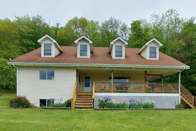 Image de 5-bedroom vacation home near Jefferson National Forest