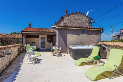 Image de Superbe maison à Hrboki avec WiFi