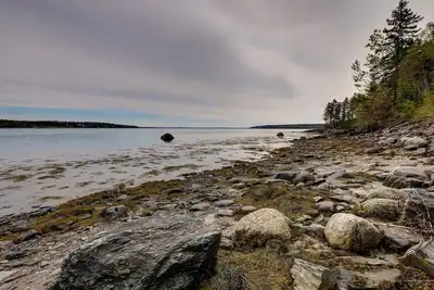 Image de Spruce Chalet at Shore Haven, sleeps 5