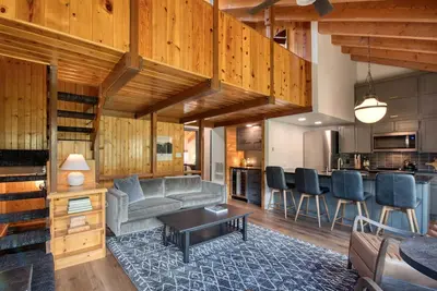 Image de Ski Condo in Chalet Village at Brian Head!