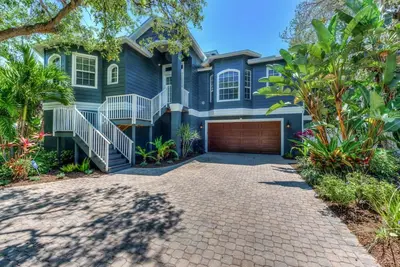 Image de Siesta Key-Walk to the beach, private pool, fire pit
