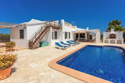 Image de Maison de vacances RacĂł Blau avec vue sur la mer, piscine, Wi-Fi, jardin et climatisation