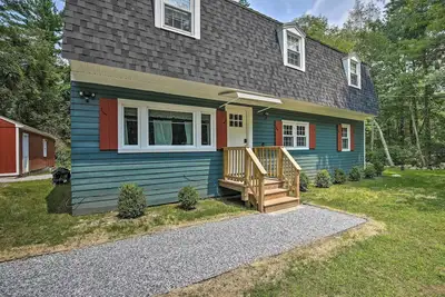 Image de Cozy Great Barrington Home ~ 1 Mi to Ski Resort!