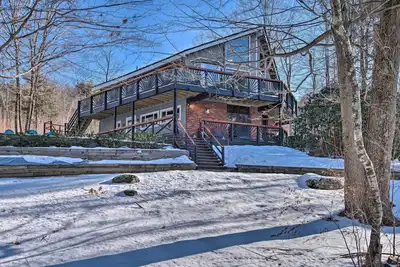 Image de Pet-Friendly Gilford Home by Gunstock Ski Mountain