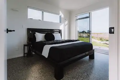 Pukehina Retreat & Lodge