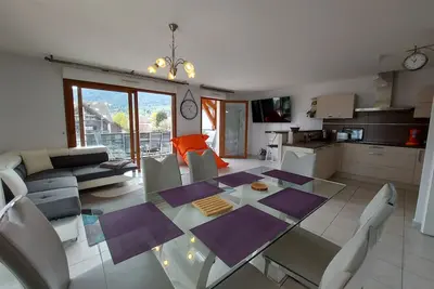 Image de Au cœur de St Jorioz, spacieux appartement avec terrasse et vue montagne