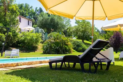 Image de Splendido Casale con Piscina a due Passi da Roma