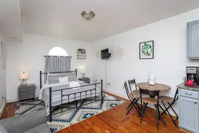 Image de Convenient downtown Studio Near Snp, Wineries, Breweries