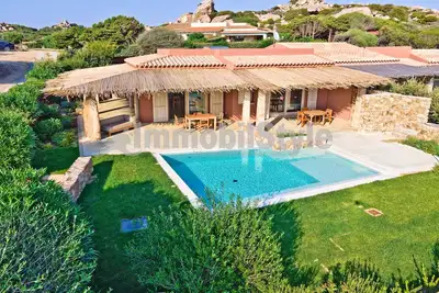 Image de Exclusive villa with private pool