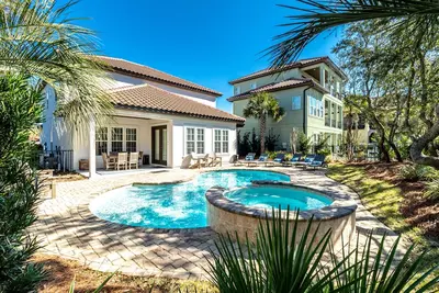 Image de Sugar Sand & Sea - Pool, Spa, Private Beach Access