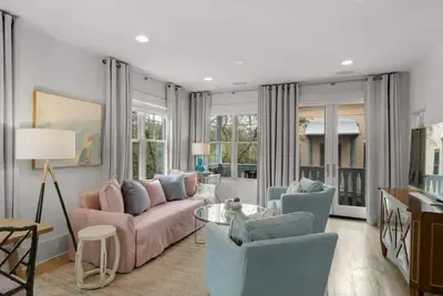 Image de Private Beach/Pool Access-Gulf Side Pied-a-Terre-Steps to the Beach-2 Bikes