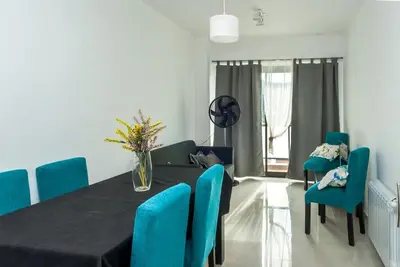 Image de Excellent views of the city and the hills - 2 bedroom apartment