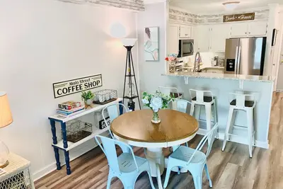 Image de Beach House 312 - Oceanfront Complex in Garden City Beach, Sc