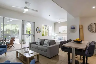 Image de Portsea Swimout - Prime Location + Pool Bar