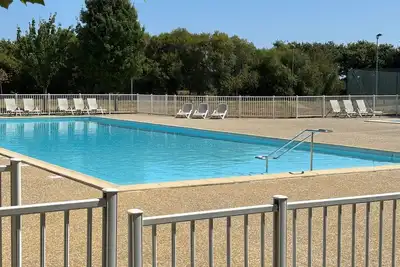 Image de Maison calme avec piscine et proche plage à Talmont-Saint-Hilaire