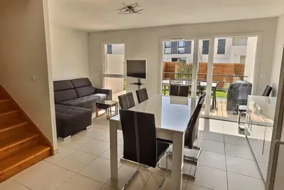 Image de Villa Bianca - Spacieuse villa moderne à 500m de la plage dans une résidence (ref 337626)