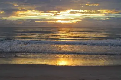 Image de Unit 2 Oceanside 2Bd 1Ba Condos In Ormond-By-The-Sea w/ Large Private Beach Deck