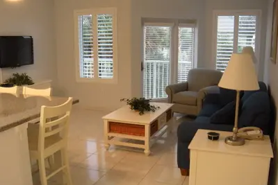 Image de Ormond Beach Condo close to Daytona Speedway - 18 min