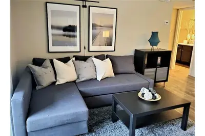 Image de Cozy One Bedroom, Washer Dryer, Central Location, Fireplace, Monthly Discounts