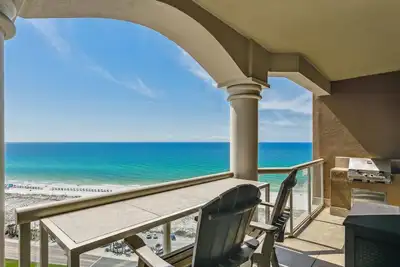 Image de P5-1508 Gorgeous 2b Gulf Front Elite Condo @ Portofino / Heated Pools!