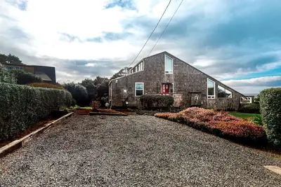 Image de Oceanfront Home w/ Private Hot Tub, Ocean Views, Fireplace & Beach Access Path