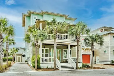 Image de Luxury Home on 30a: Sleeps 13, Near Beach!