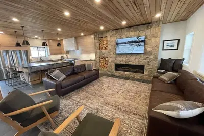 Image de New Mountain Modern Cabin 25 min from Yellowstone