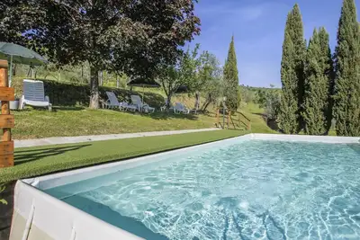 Image de Bel appartement dans une maison de vacances avec piscine, Wifi, Tv, patio et parking