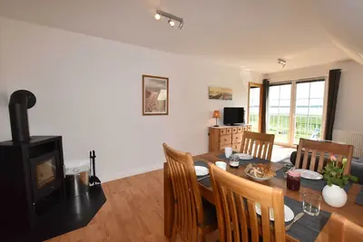 Image de App. 6 / 4-room (6 adults + 1 baby), attic, with water view - Ferienwohnungen Zum