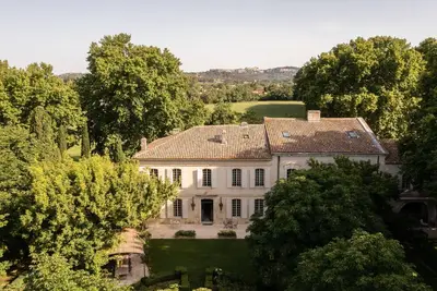 Image de Large Villa Rental near Les Baux-de-Provence, Pool, Spa, Huge garden