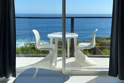 Image de Oceanfront Apartment Estudio Música