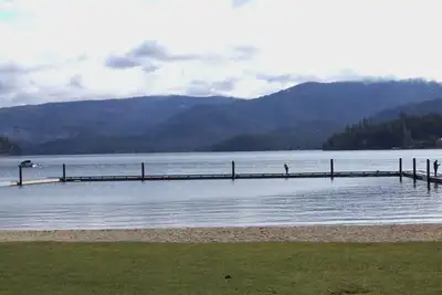 Image de Hayden Lake Retreat-Amazing Views w/Private Deck-Self Check In & Free Parking