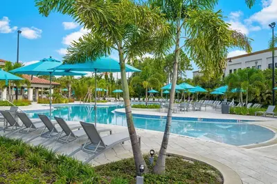 Image de Vista Cay Lakeview Vista. Near all theme Parks and walk to conventions