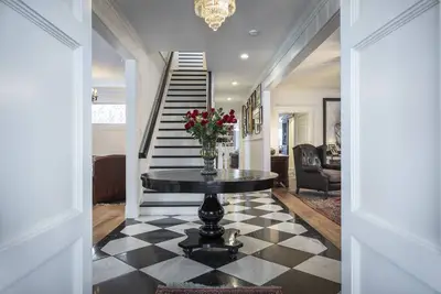 Image de Traverse City Over the Top Luxury-7 bed 5 1/2 bath