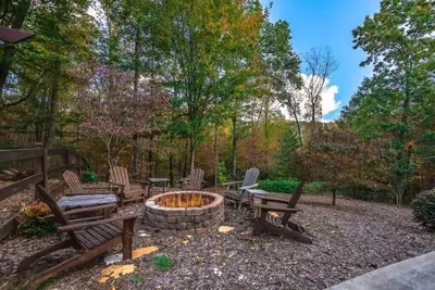 Image de Secluded Cabin - Hot Tub | Fire pit |Game Room