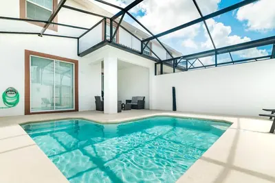 Image de Beautiful 5 Star Townhome on Storey Lake Resort with Private Pool, Orlando Townhome 5020