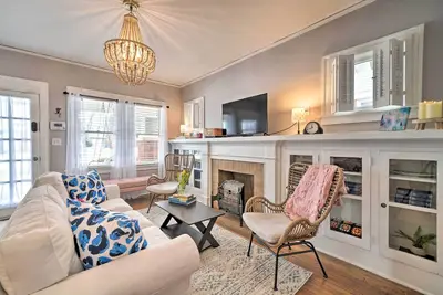 Image de Pet-Friendly Okc Home, 3 Miles to Downtown!