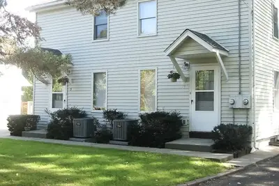 Image de Great Oneonta Baseball Townhouse