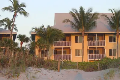 Image de Luxury Condo on the Beach 2 Br 2 Bath
