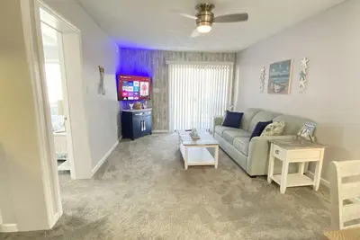 Image de Let the fun begin 🏖🏊‍♀️😁<br>Located between both beaches