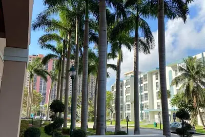 Image de 3br Condo in Sunny Isles Beach