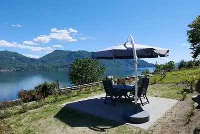 Image de 3½-room apartment with terrace, balcony and fantastic lake view
