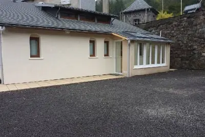 Image de Maison Indépendante avec Jardin à Mont-Dore - Près des Commerces et Thermes