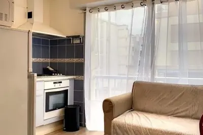 Image de Studio proche des thermes, bien équipé, animaux admis, stationnement à proximité