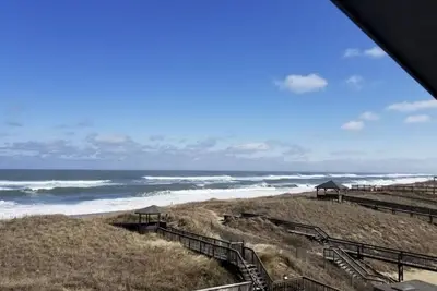 Image de Oceanfront condo