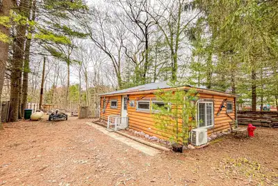 Image de Private, backyard Bbq, campfire, kayak, fish, Wis Dells, Utv, hike, winery, swim, pets,