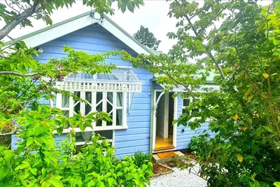 Image de Plum Blossom Cottage - Charming Upmarket 5 Bedroom Pet Friendly Federation Cottage Walking Distance to All Katoomba Attractions