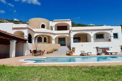 Image de Beautiful villa in Es Cubells with see view