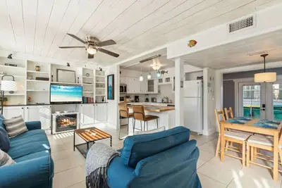 Image de Sunny Sand Days For You |2br + Loft |4 Blocks to Beach |Bikes |Beach Kit w/Wagon |Dogs Ok* |Yard